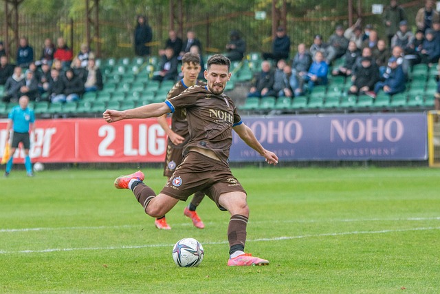 势均力敌的 势均力敌的