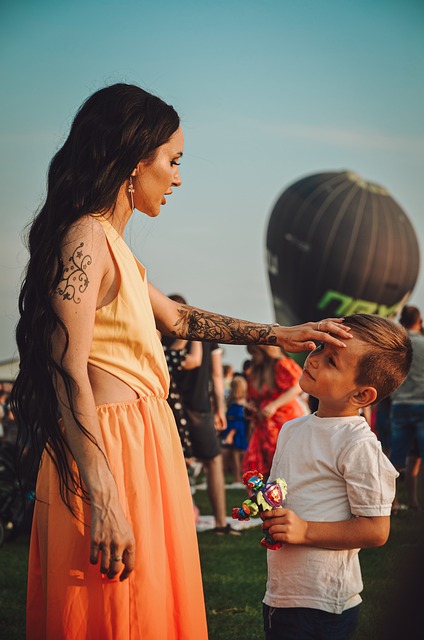 能够在狭小 能够在狭小